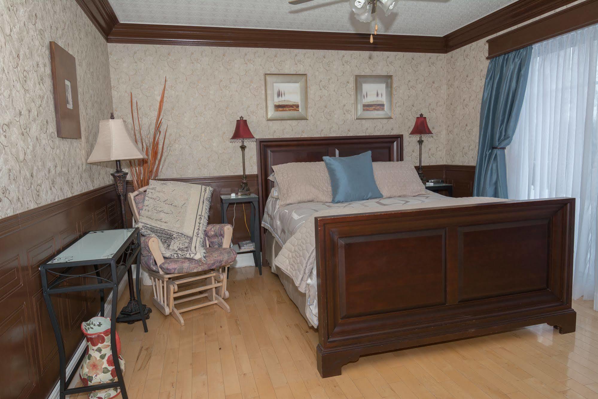 Au Nidaigle Bed and Breakfast Saint-Basile Exteriör bild